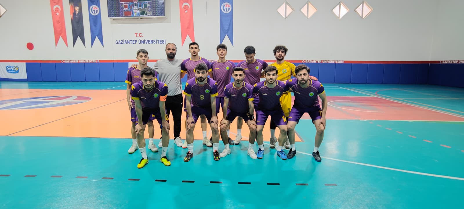 Üniversiteler Arası Futsal Turnuvasına Katılım